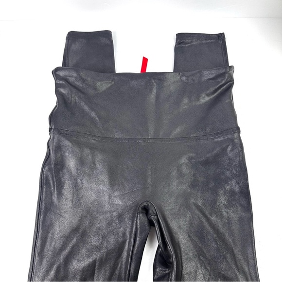 Spanx Leggings Faux Leather Sheen High Waisted Shaping Black Stretchy Brand New - Picture 8 of 8